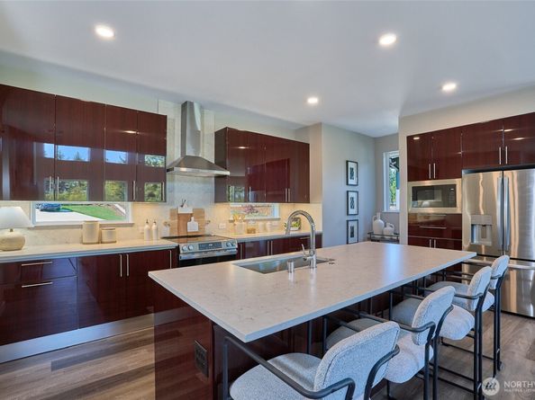 36520 SW 3rd Place Street 1, Federal Way WA 98023