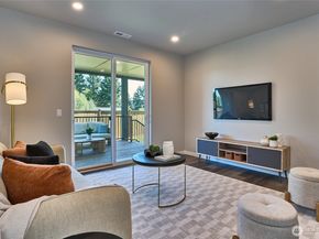 36520 SW 3rd Place Street 1, Federal Way WA 98023