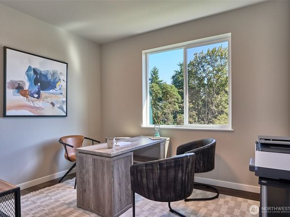 36520 SW 3rd Place Street 1, Federal Way WA 98023