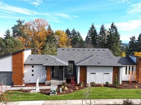 36520 SW 3rd Place Street 1, Federal Way WA 98023