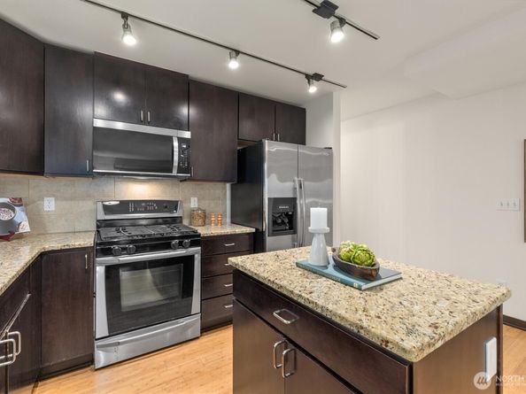 2516 Yale Avenue E C, Seattle WA 98102