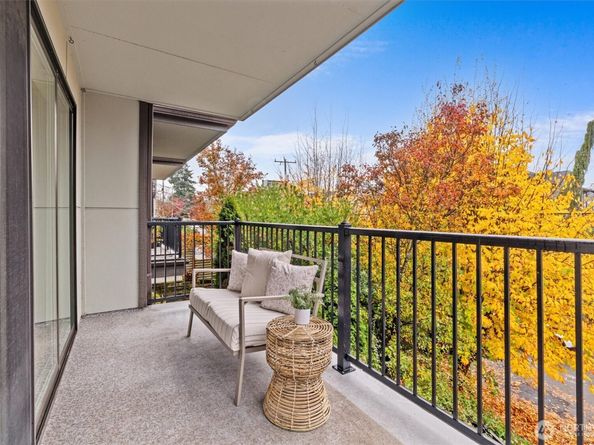 2516 Yale Avenue E C, Seattle WA 98102