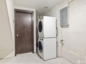 2516 Yale Avenue E C, Seattle WA 98102