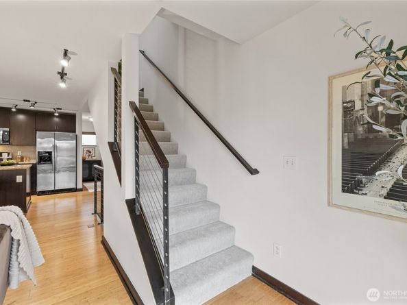 2516 Yale Avenue E C, Seattle WA 98102