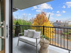 2516 Yale Avenue E C, Seattle WA 98102