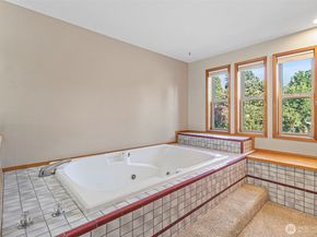 10816 SE 292nd Street, Auburn WA 98092