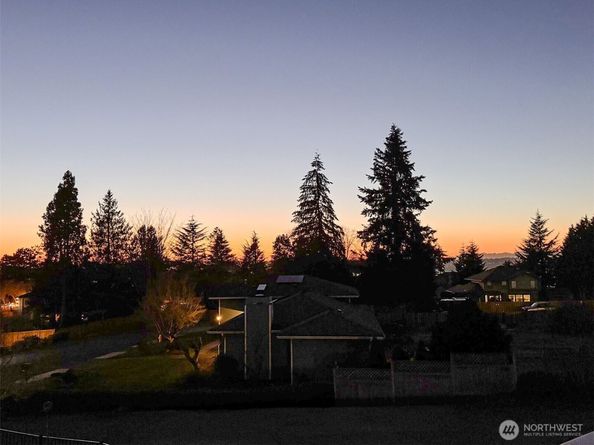 10816 SE 292nd Street, Auburn WA 98092