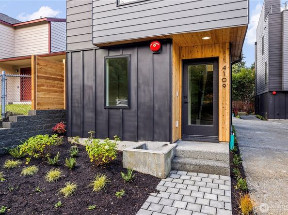 4111 25th Avenue SW LOT C, Seattle WA 98106