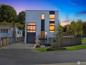 6356 47th Avenue S, Seattle WA 98118