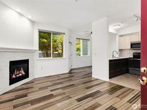 13000 Admiralty Way L104, Everett WA 98204