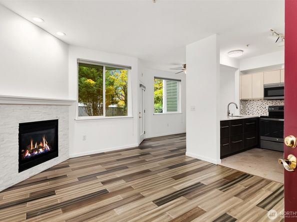 13000 Admiralty Way L104, Everett WA 98204