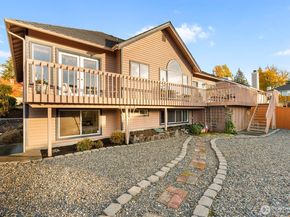 18628 70th Avenue W, Lynnwood WA 98037