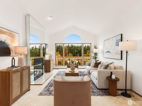 18628 70th Avenue W, Lynnwood WA 98037