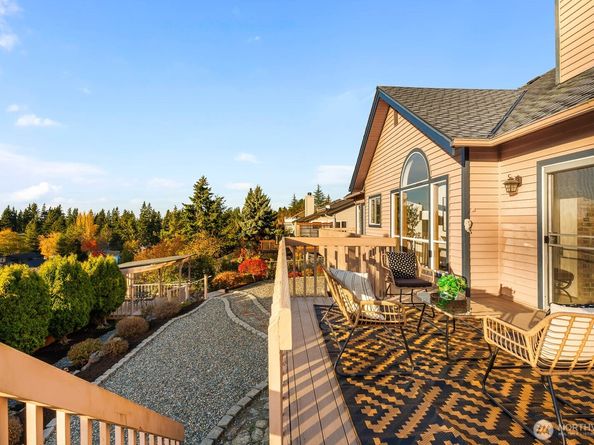 18628 70th Avenue W, Lynnwood WA 98037