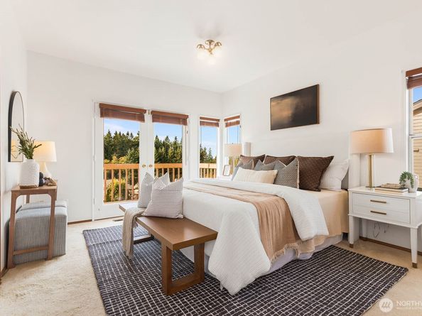 18628 70th Avenue W, Lynnwood WA 98037