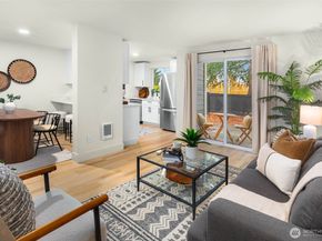 14002 NE 181st Place A102, Woodinville WA 98072