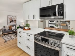 14002 NE 181st Place A102, Woodinville WA 98072