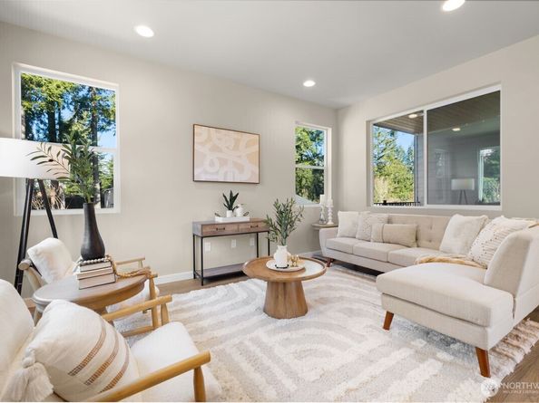 13107 21ST Court NE, Lake Stevens WA 98258