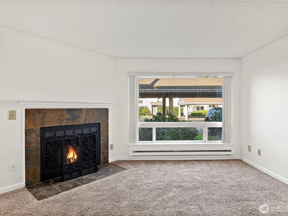 1215 S 237th Lane 1308, Des Moines WA 98198