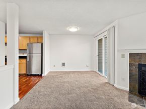 1215 S 237th Lane 1308, Des Moines WA 98198