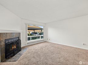 1215 S 237th Lane 1308, Des Moines WA 98198