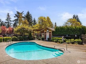 1215 S 237th Lane 1308, Des Moines WA 98198