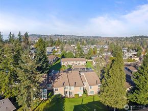 1215 S 237th Lane 1308, Des Moines WA 98198