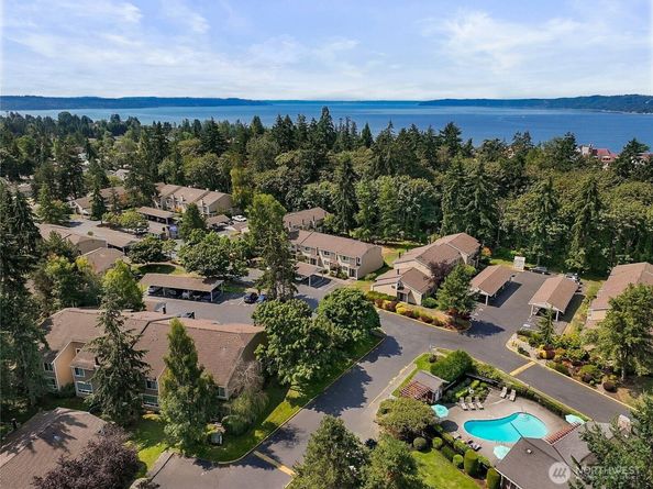 1215 S 237th Lane 1308, Des Moines WA 98198