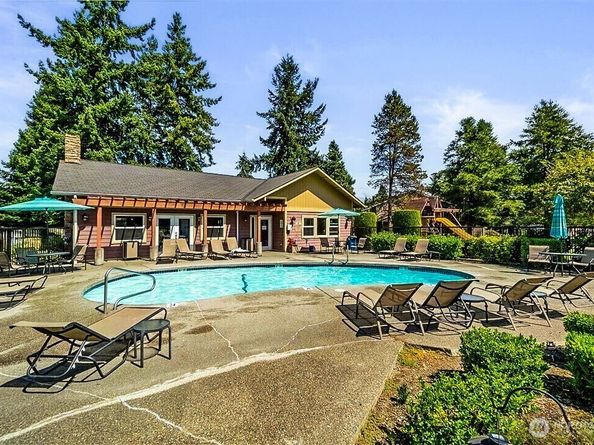 1215 S 237th Lane 1308, Des Moines WA 98198