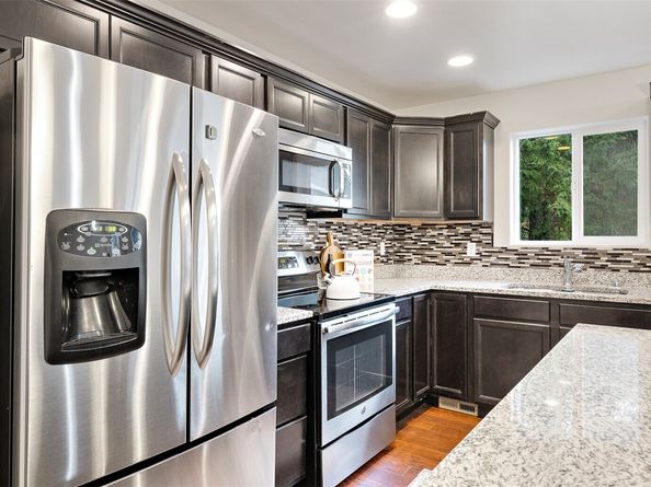 171 SW Marcia Way, Port Orchard WA 98366