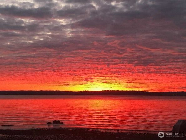 4030 Beach Drive SW, Seattle WA 98116