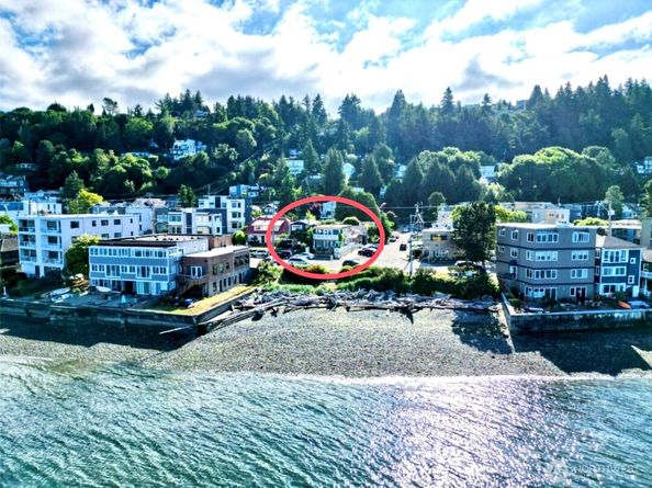 4030 Beach Drive SW, Seattle WA 98116
