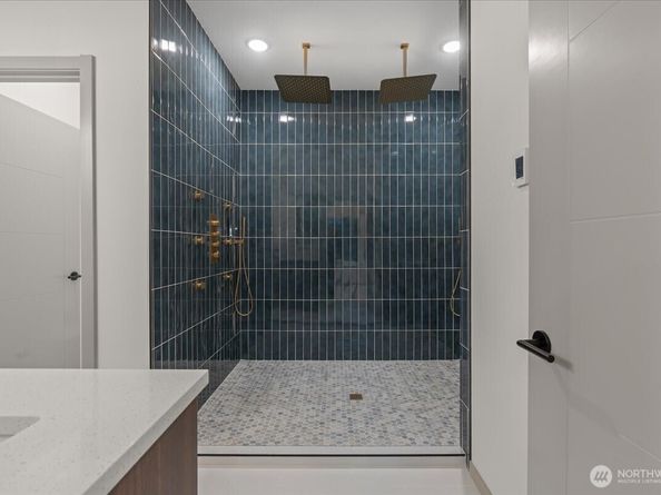 4104 49th Avenue SW, Seattle WA 98116