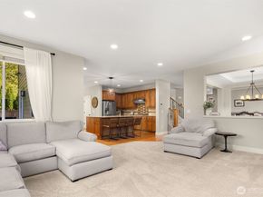 1719 271st Avenue SE, Sammamish WA 98075