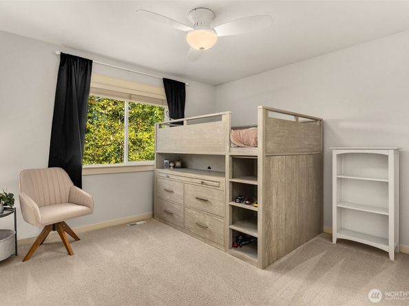 1719 271st Avenue SE, Sammamish WA 98075