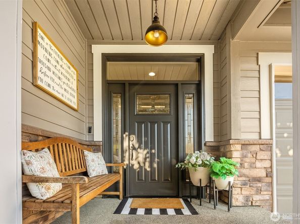 1719 271st Avenue SE, Sammamish WA 98075