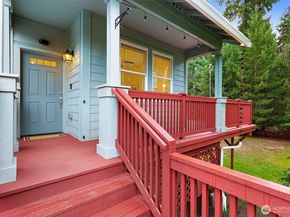 7655 NE 204th Place, Kenmore WA 98028