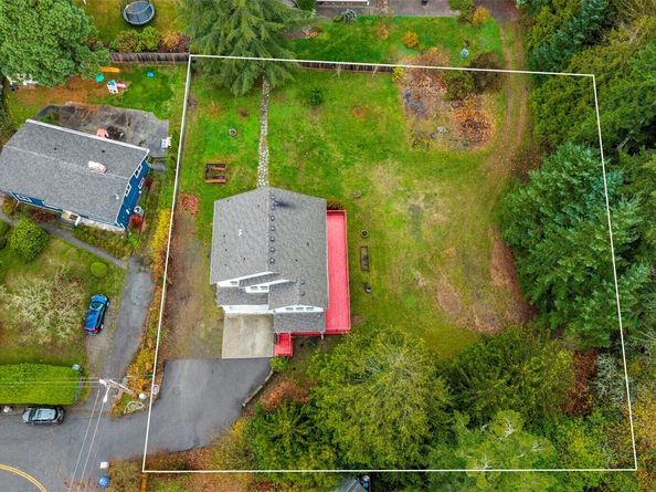 7655 NE 204th Place, Kenmore WA 98028