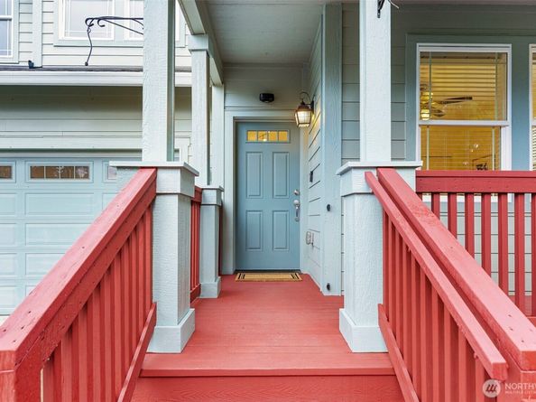 7655 NE 204th Place, Kenmore WA 98028