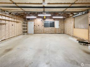 10 146th Street SW, Lynnwood WA 98087