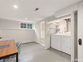 2912 3rd Avenue N, Seattle WA 98109