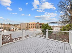 2912 3rd Avenue N, Seattle WA 98109