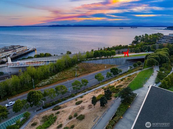 2929 1st Avenue 600, Seattle WA 98121