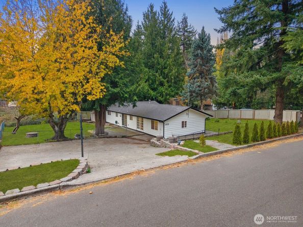 803 SW Dash Point Road, Federal Way WA 98023