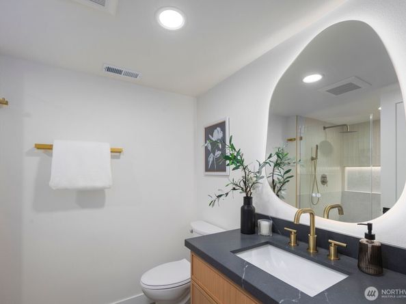 25510 SE 159th Street, Issaquah WA 98027