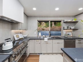 25510 SE 159th Street, Issaquah WA 98027