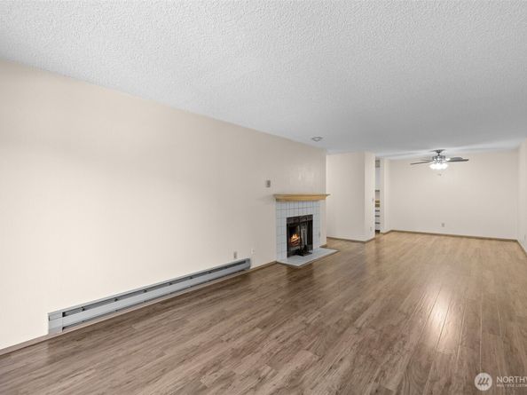 1239 SW 132nd Lane 822, Burien WA 98146