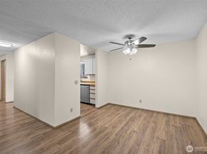 1239 SW 132nd Lane 822, Burien WA 98146