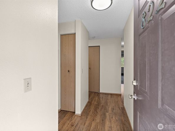 1239 SW 132nd Lane 822, Burien WA 98146