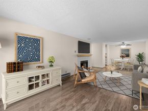 1239 SW 132nd Lane 822, Burien WA 98146